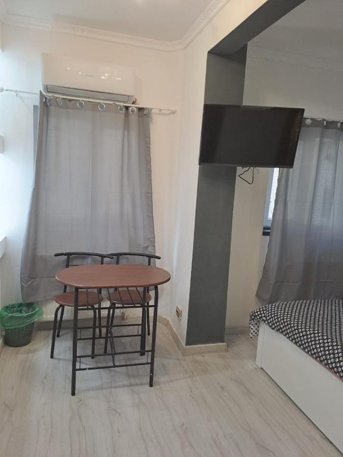 Deluxe Studio Oldtown Apartman Bukarest Kültér fotó