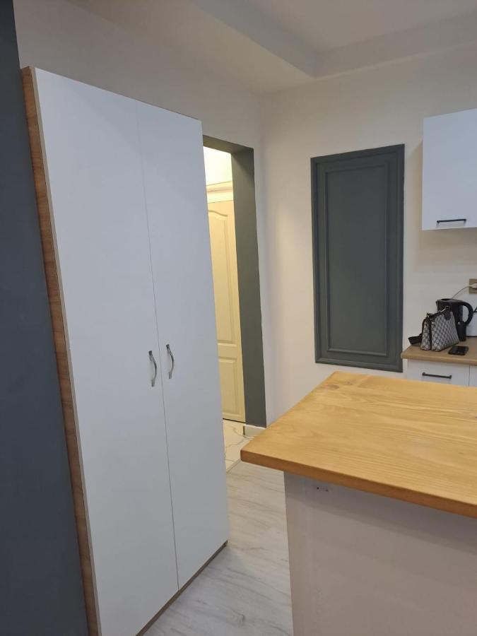 Deluxe Studio Oldtown Apartman Bukarest Kültér fotó