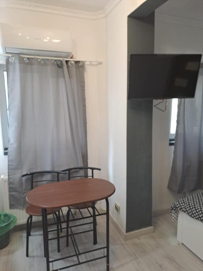 Deluxe Studio Oldtown Apartman Bukarest Kültér fotó