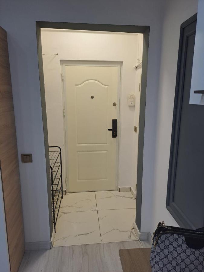 Deluxe Studio Oldtown Apartman Bukarest Kültér fotó