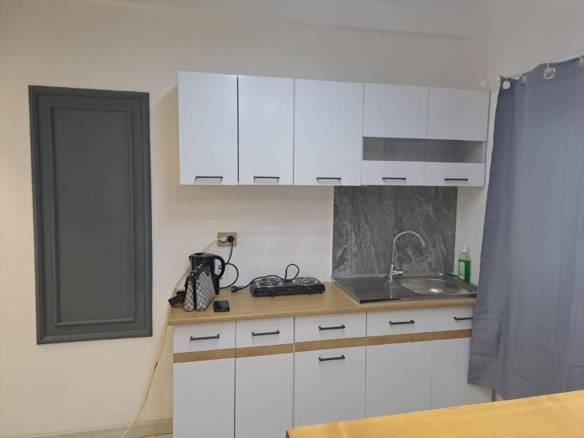 Deluxe Studio Oldtown Apartman Bukarest Kültér fotó